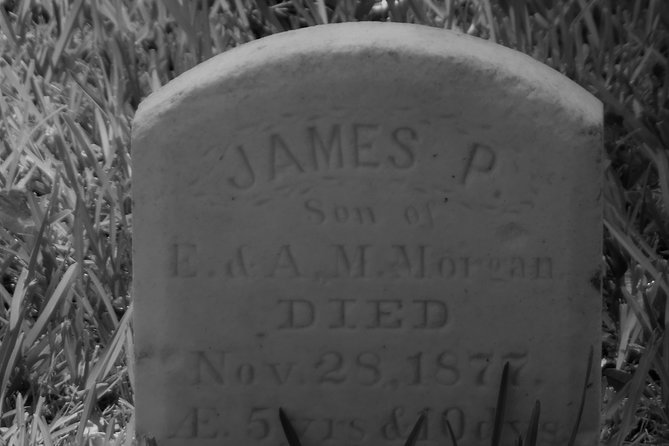 10:30pm Shadows of the Supernatural Tour - Paranormal-Focused Experience