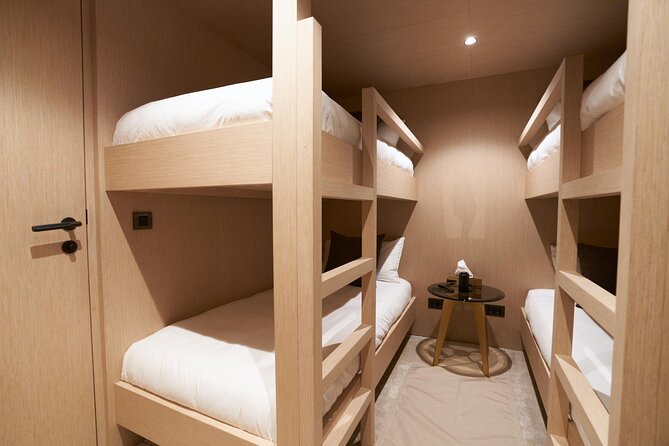 108 Ft Neoprene Overmarine Yacht - Booking and Cancellation