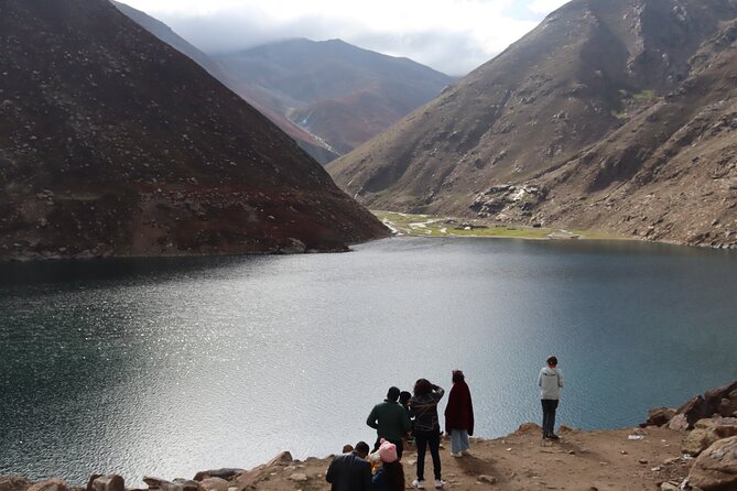 12-DAY Hiking Tour Worlds Highest Mountain Ranges From Islamabad - Experienced Mountain Guides