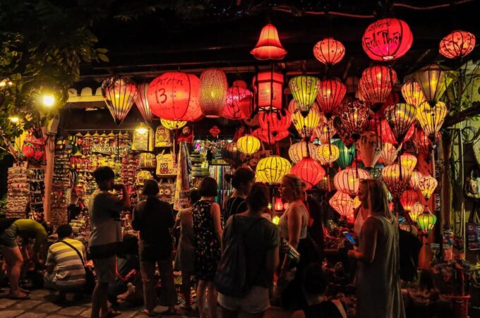 12-DAY Vietnam and Cambodia Tour With Hạ Long Bay Cruise - Ho Chi Minh City and Cu Chi Tunnels