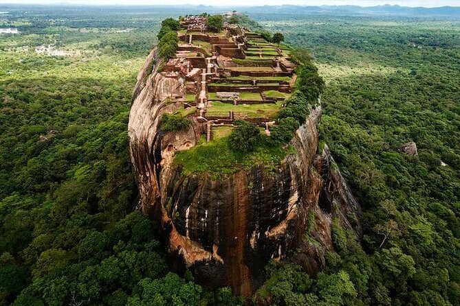 12 Days Private Guided Tour in Sri Lanka - Stroll Through Botanical Gardens