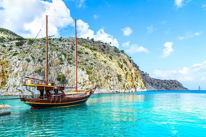 12 Islands Boat Tour From Fethiye With Grilled Lunch - Guest Reviews