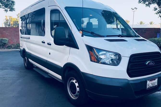 12-Seater Private Tour of LA - Key Points