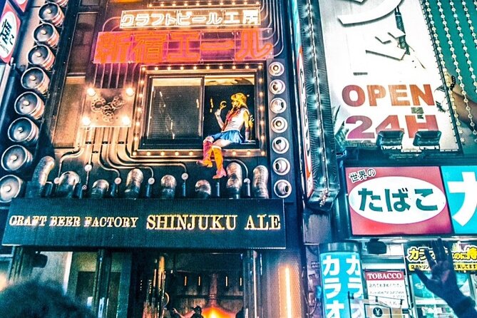 120-Minutes Cosplay Adventure Anime Character in Kabukicho - Private Tour and Group Participation