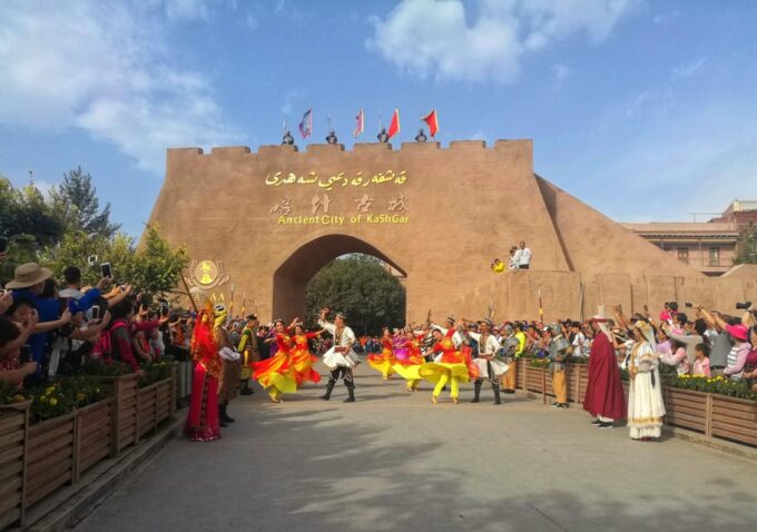 13-Day China Silk Road Tour(With Different Option) - Traveler Requirements