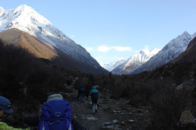 13 Days Manaslu Trekking in Nepal From Kathmandu - Difficulty and Fitness Level