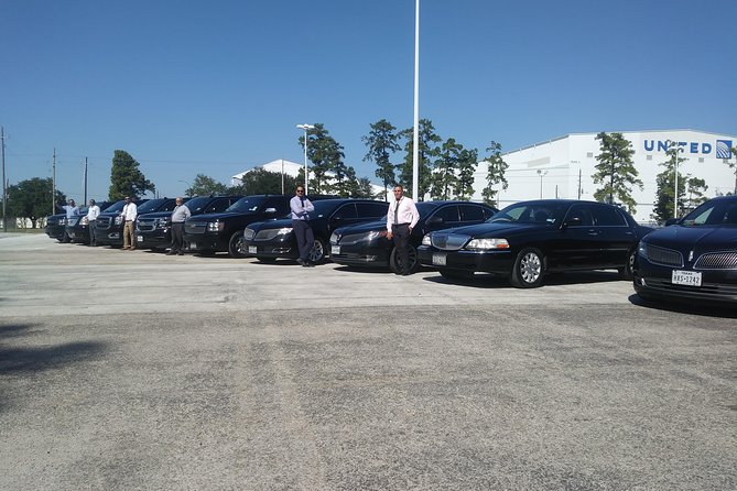 14 PAX Private Shuttle IAH Airport Houston - Galveston. - Operating Hours and Booking