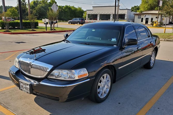 14 PAX Private Shuttle IAH Airport Houston - Galveston. - Luggage and Accessibility