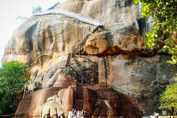 15-DAY Tour in Sri Lanka With Private Driver - Sightseeing and Activities