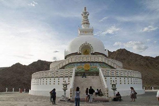 15-Days Leh Private Tour From Srinagar With Dinner - Meeting and Pickup Details