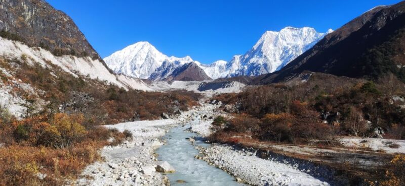 15 Days Manaslu Circuit Trek / off Beaten Trek Around Nature - Overview of the Trek