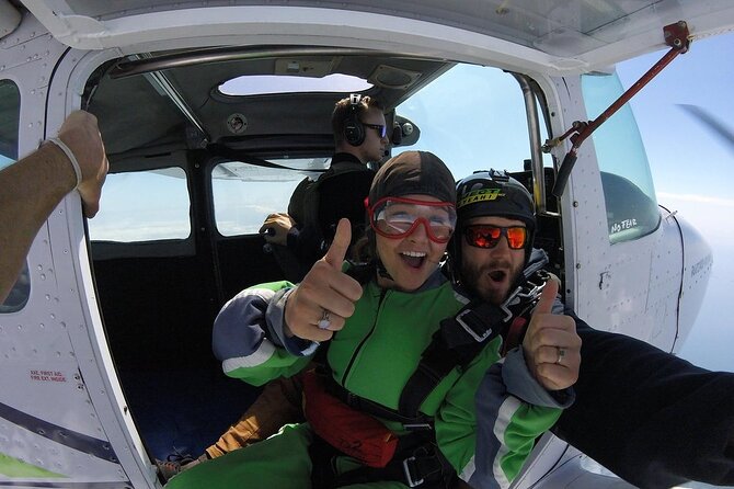 15,000ft Tandem Skydive in Bay of Plenty - Operational Details