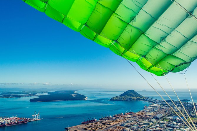 15,000ft Tandem Skydive in Bay of Plenty - Inclusions and Pricing