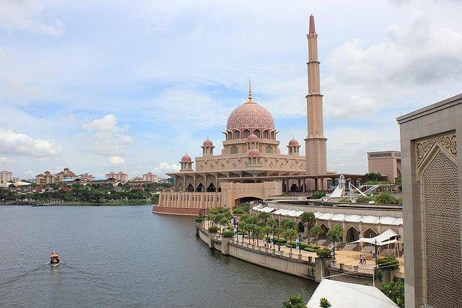 *15hrs Kuala Lumpur Van Tour From Johor Bahru W Tour Guide - Cancellation Policy