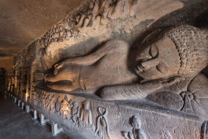 16-Day Delhi, Agra, Rajasthan, Ajanta, Ellora Caves & Mumbai - Rajasthan Discoveries