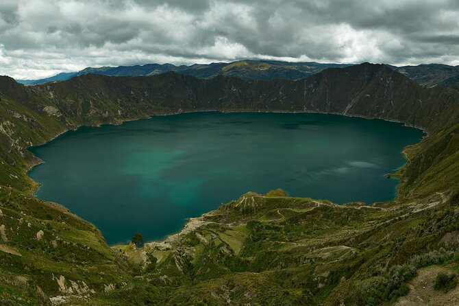 17-DAY Ecuador and Galapagos Islands Hidden Treasure With Boutique Style Hotels - Cuencas Architectural Wonders