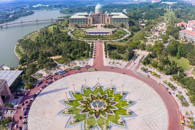 #17or19 Hrs Kuala Lumpur Van Tour From Singapore W Tour Guide - Additional Information