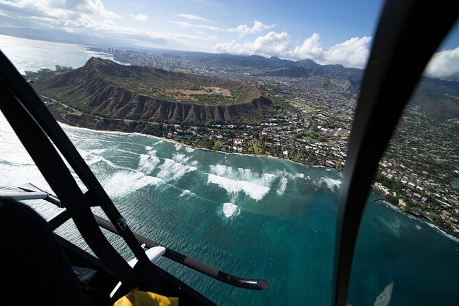 18 Minutes PRIVATE Helicopter Tour in Honolulu - Private Tour and Group Participation
