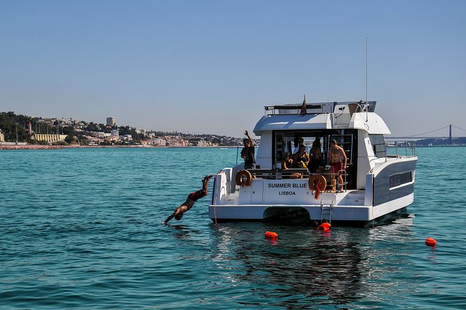 1H Power Catamaran up to 18 People in Lisbon - Customer Reviews