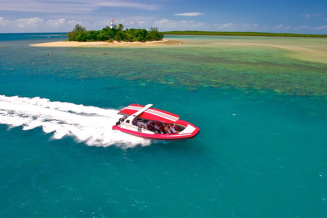 2 1/4 Hr Low Isles Reef Sprinter Snorkelling Tour - Meeting and Pickup