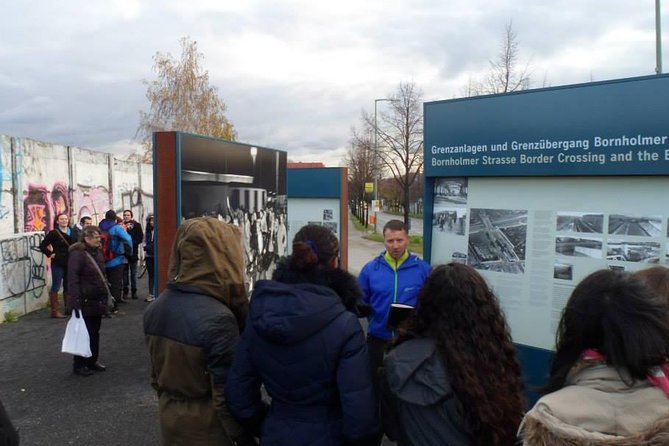 2.5-Hour Berlin Wall and Memorial Sites Walking Tour - Tour Features