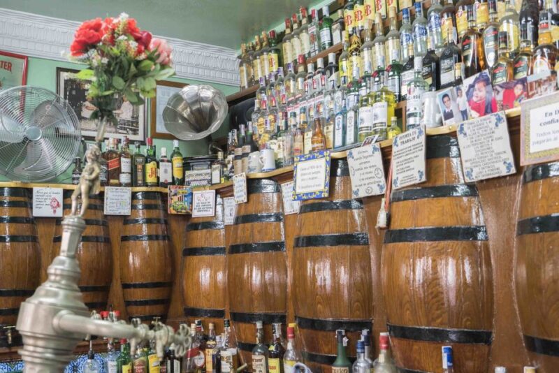 2.5-Hour Evening Tapas Tour Through Madrid - Meeting Point and Location