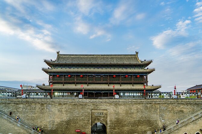 2-Day Amazing Luoyang and Xian Private Tour Including Bullet Train - Accommodation and Meals