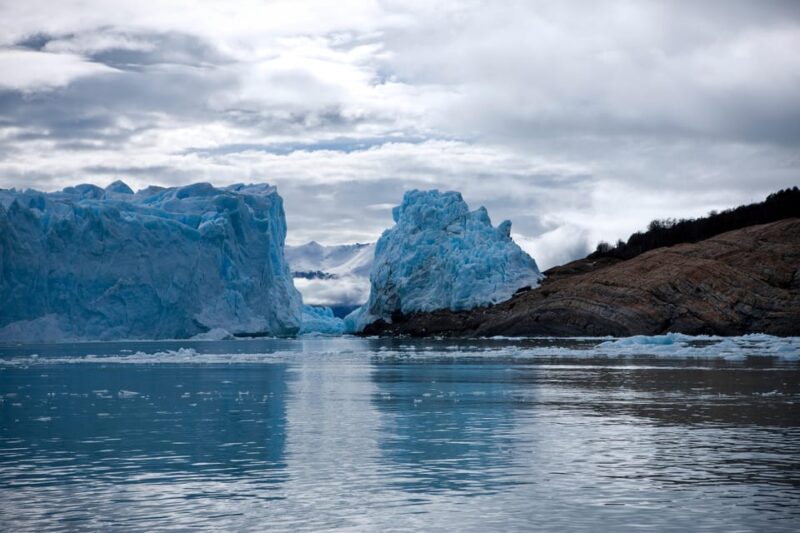 2-Day and 1 Night El Calafate With Airfare From Buenos Aires - Participant Requirements