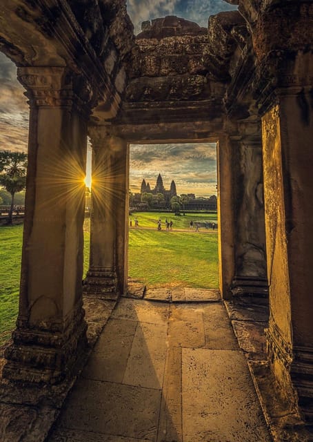 2-Day Angkor Tour of Sunrise, Sunset & Banteay Srei Temple - Itinerary Details