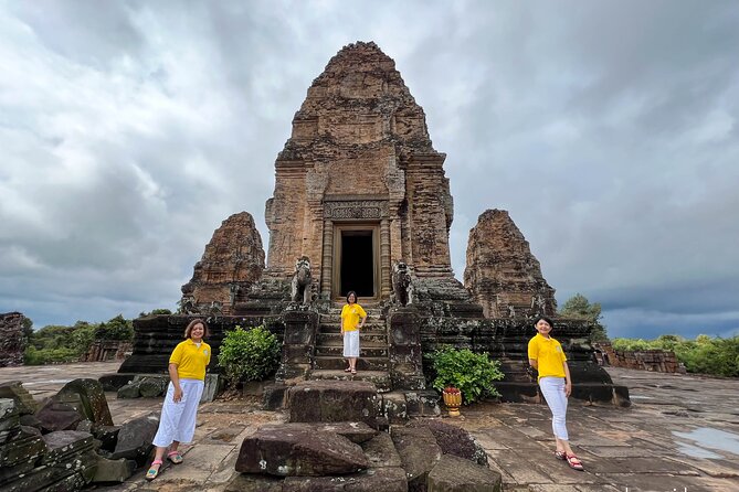 2-Day Angkor Wat and Banteay Srei Temple Tour - Pickup and Drop-off