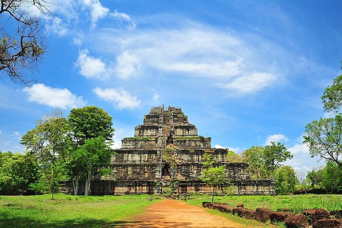 2-Day Beng Mealea, Koh Ker and Preah Vihear Exploration - Tour Guide Options