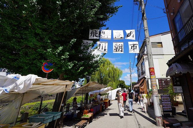 2-Day Bus Tour to Shirakawago & Hida No Sato Winter Illumination - Wheelchair Accessibility and Booking Flexibility