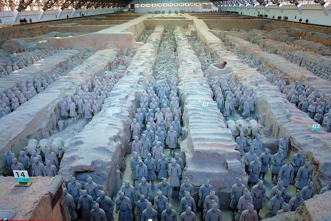 2-Day Classic Xian Tour Combo Package: Terracotta Warriors and Downtown Sightseeing - Itinerary Details