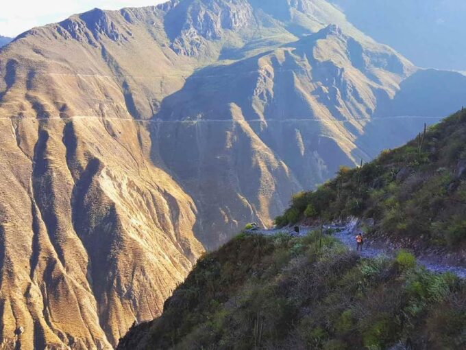 2-Day Colca Canyon Group Tour From Arequipa to Puno - Highlights of the Tour