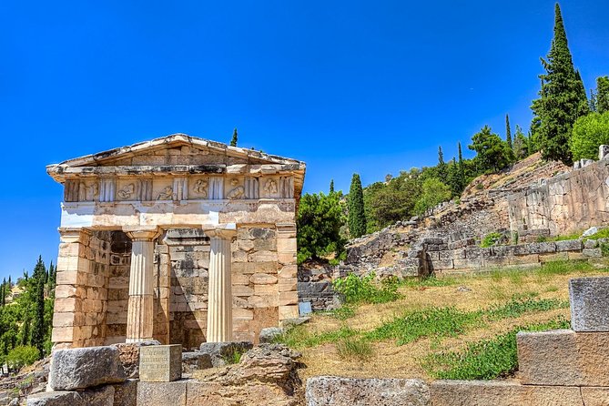2-Day Delphi and Meteora Tour From Athens - Delphi Archaeological Site