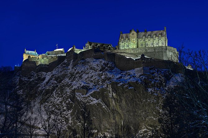 2-Day Edinburgh Tour by Rail With Accommodation, Edinburgh Castle & Bus Tour - Accommodation