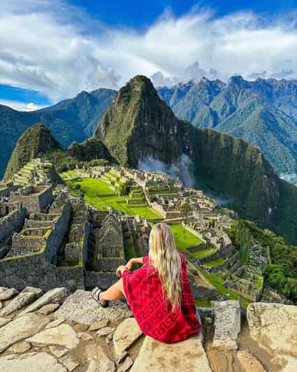 2-Day Excursion to Machu Picchu With Tickets - Itinerary: Day 1