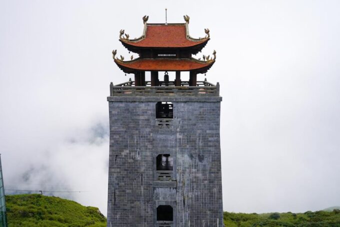 2-Day Fansipan Mountain Trek - Indochinas Highest Peak - Group Size and Languages