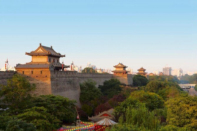 2-Day Highlights Xi'an Private Tour Combo Package: Terracotta Warriors and City Sightseeing - Key Points