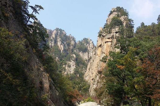 2-Day Hike Through the Scenic Valleys of Mt. Seoraksan From Seoul - Pickup and Dropoff