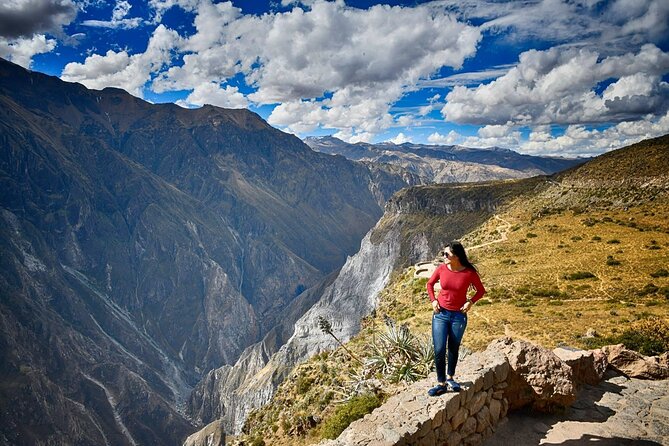 2-Day Hiking Tour to the Colca Canyon - Included Amenities