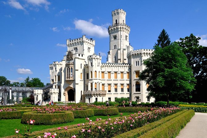 2-Day Hluboka and Cesky Krumlov Tour From Prague - Itinerary