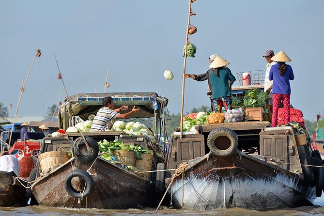 2-Day Mekong Delta Luxury Group Tour From Ho Chi Minh City - Group Size and Accessibility