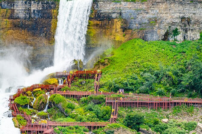2 Day - Niagara Falls From NYC - Exceptional Tour Guide Insights
