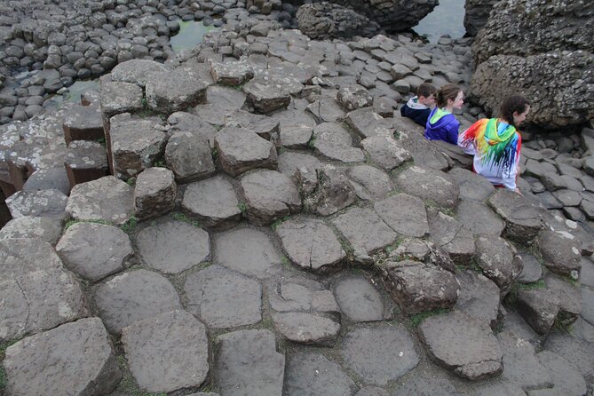 2-Day Northern Ireland Giants Causeway Private Luxury Car Tour - Customization and Flexibility