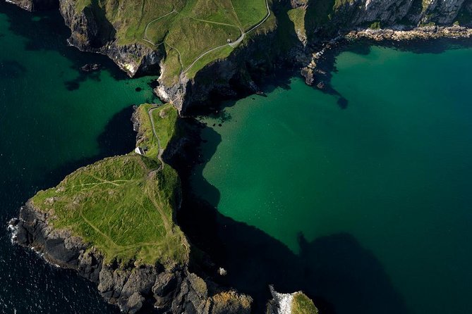 2-Day Northern Ireland Tour From Dublin Including Belfast and Giants Causeway - Exploring Belfast