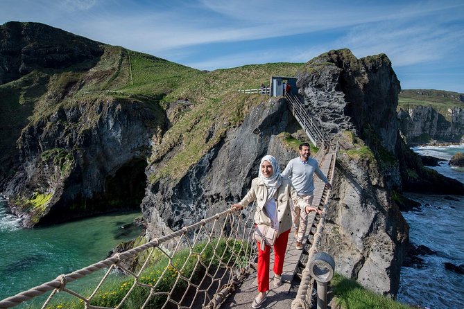 2-Day Northern Ireland Tour From Dublin Including Belfast and Giants Causeway - Visiting Game of Thrones Locations