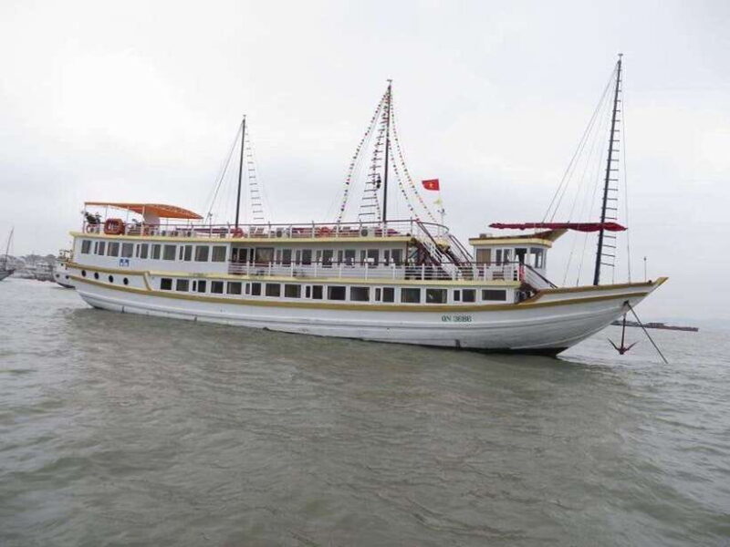 2-Day Peaceful in Bai Tu Long Bay With Luxury Cruise - Included and Excluded Features