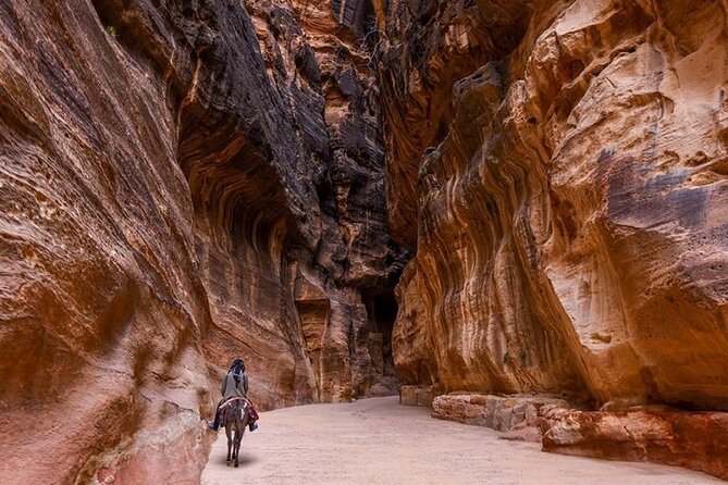 2-Day Petra & Wadi Rum Adventure of Transportation From Amman - Pickup and Start Time