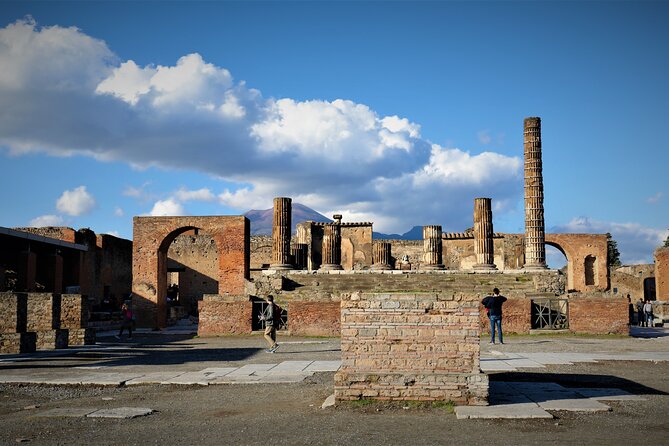 2-Day Pompei and Amalfi Coast Private Tour From Naples - Pickup Information